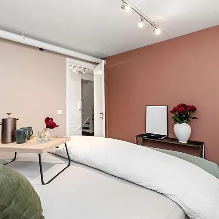 Large Classical 4br By The Royal Palace At Frogner Oslo